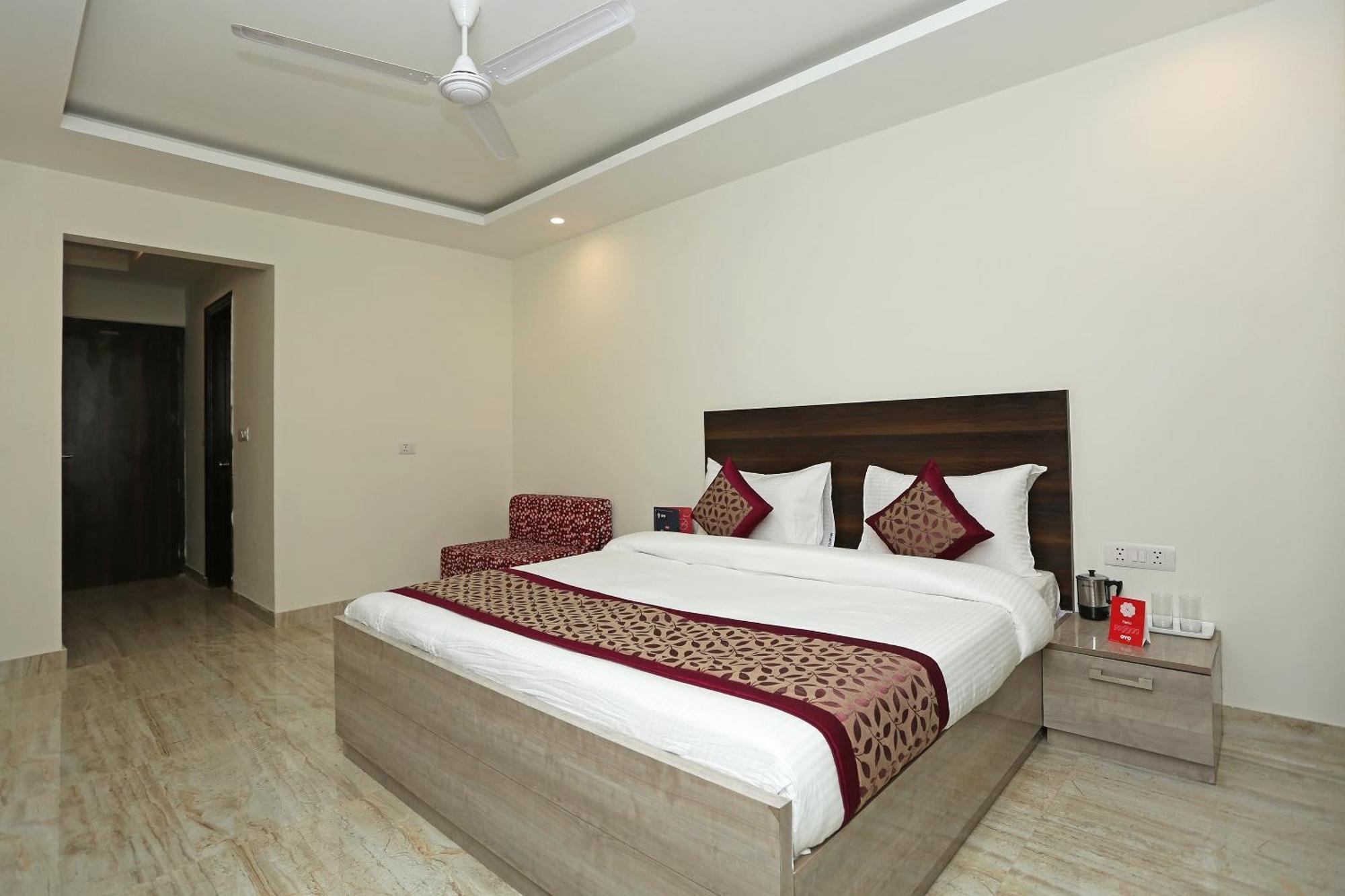 Hotel O Lakshya New Delhi Exteriör bild