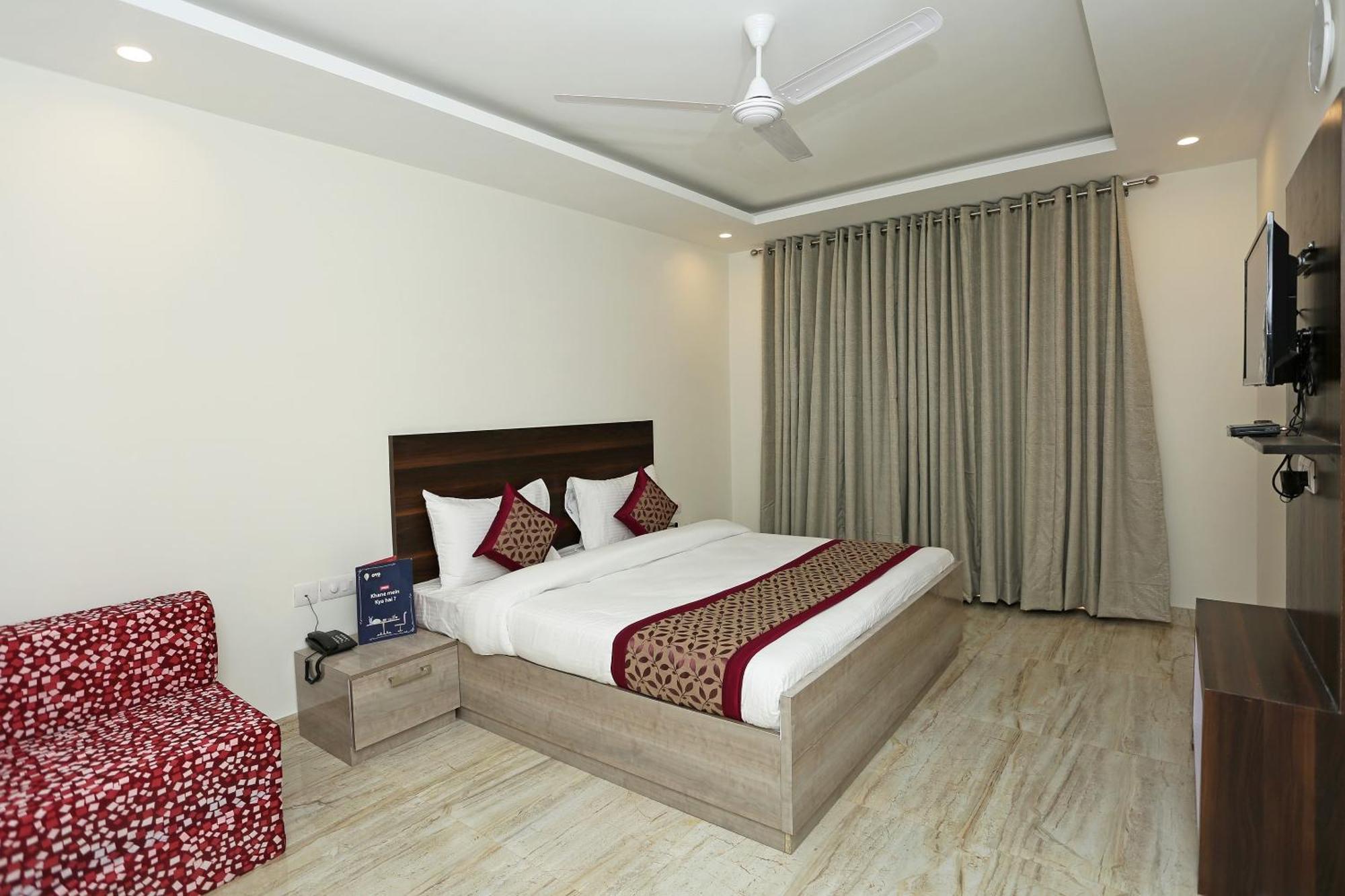 Hotel O Lakshya New Delhi Exteriör bild