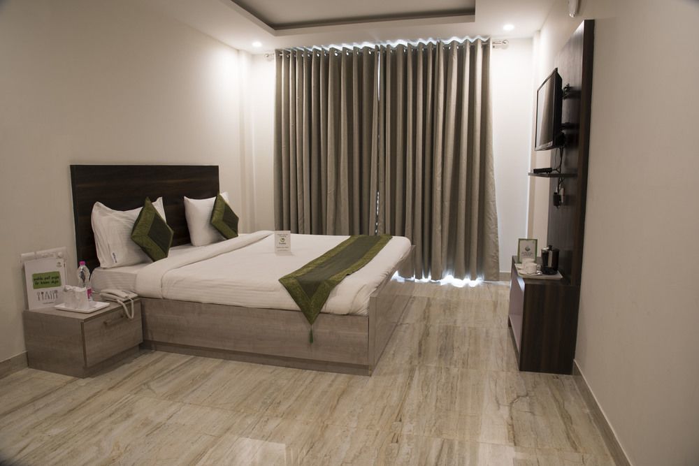 Hotel O Lakshya New Delhi Exteriör bild