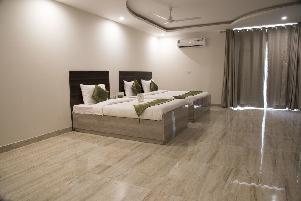 Hotel O Lakshya New Delhi Exteriör bild